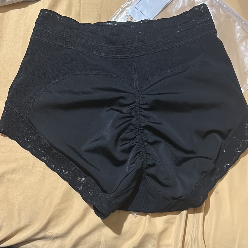 Shapewear - Picture 4 of 6